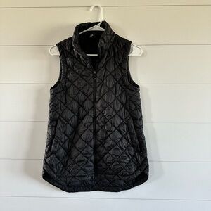 Athleta whisper vest. Black XS